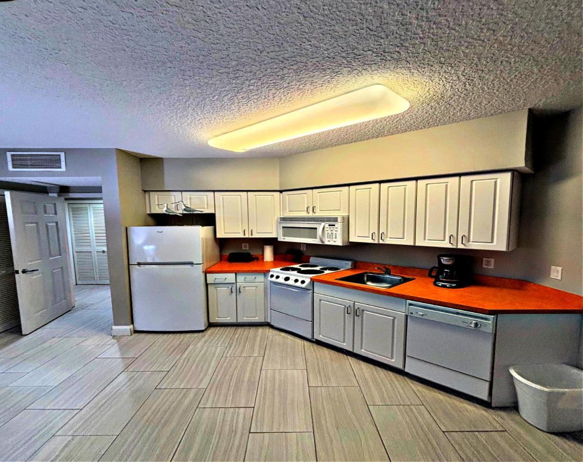Vacation In Comfort And Luxury - 3 Bedroom Direct Oceanfront - Wyndham Ocean Walk Resort 2425 Дейтона-Біч Екстер'єр фото
